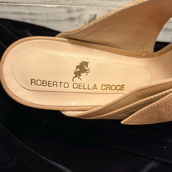 Roberto Della Croce Tan Leather Chuncky Heel Mule - Picture 8 of 8